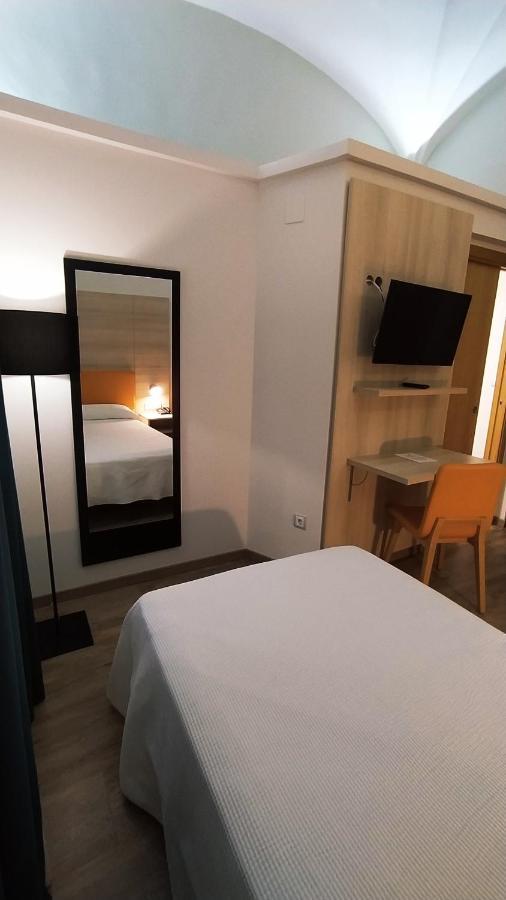 Hotel Balneario El Raposo Puebla de Sancho Perez Ngoại thất bức ảnh